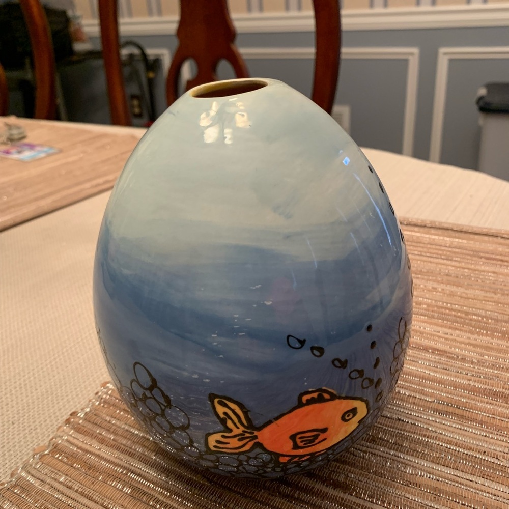 Preloved vintage fish vase signed - Picture 4 of 8